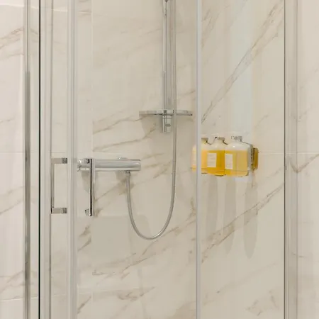 Aparthotel Sonder Fontana Di Trevi 3*
